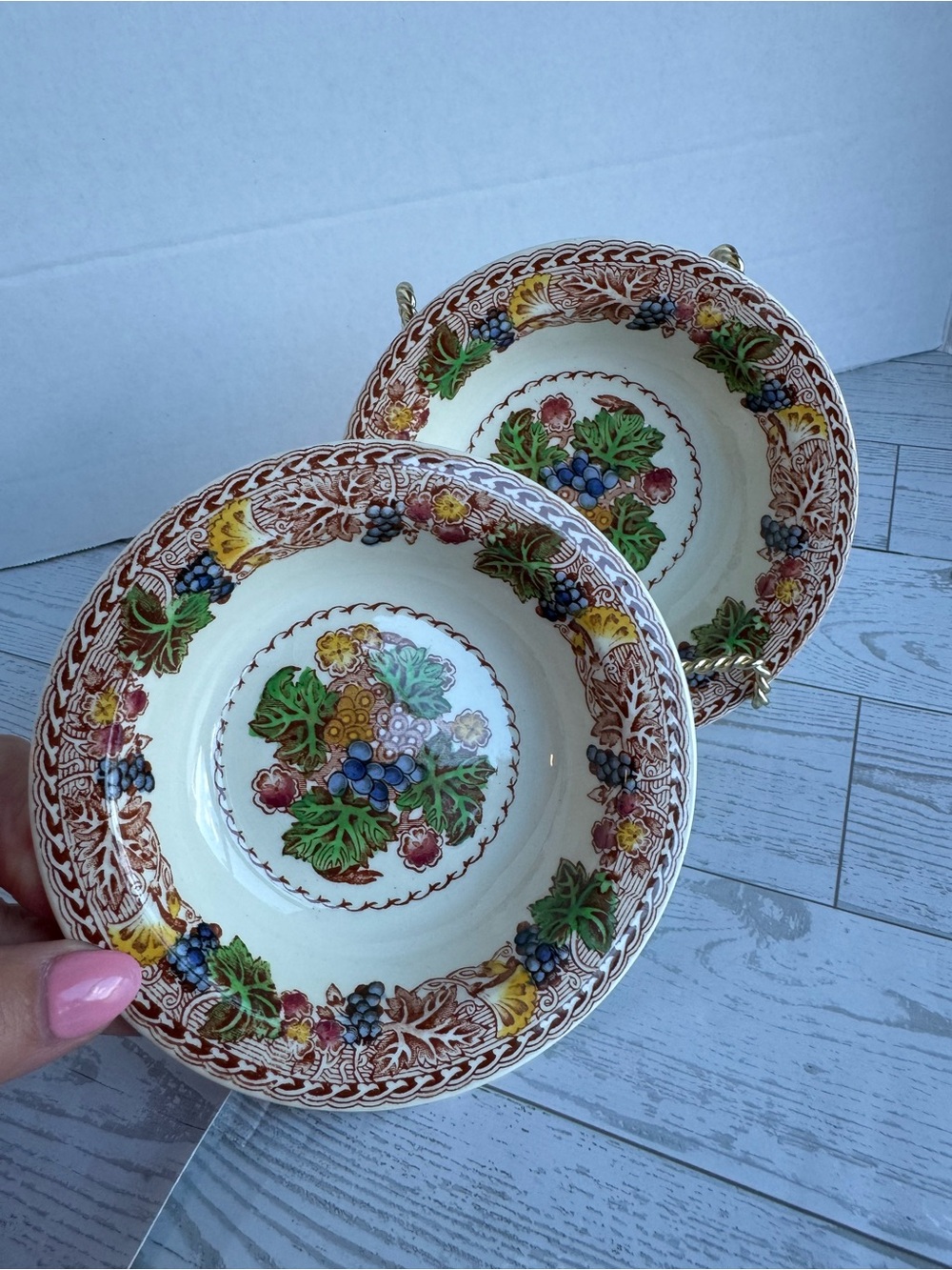 Vintage Floral Fruit Ceramic dessert/fruit Bowls - Cream and Multicolor